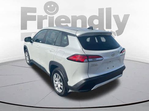 Used 2024 Toyota Corolla Cross L image 7