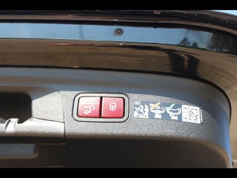 Used 2026 Mercedes-Benz GLE 350 4MATIC image 16
