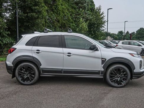 Used 2025 Mitsubishi Outlander Sport AWD image 8
