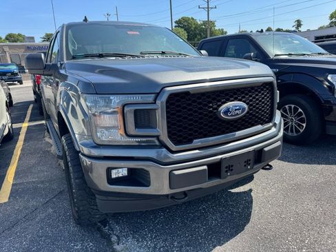 Used 2018 Ford F150 XLT w/ Equipment Group 302A Luxury AWD/4WD image 2
