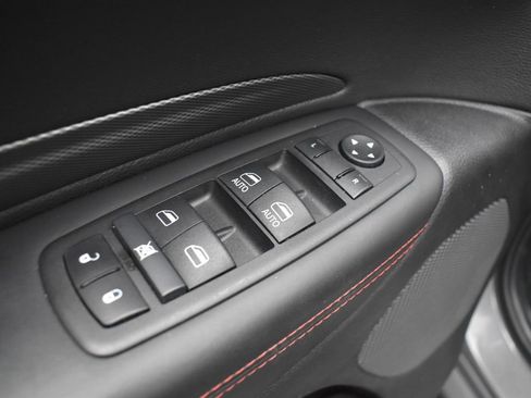 Used 2024 Dodge Durango GT image 11