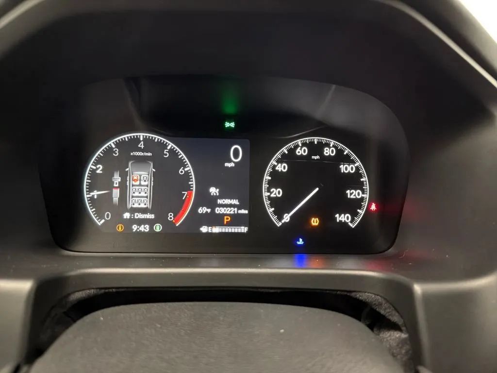 Used 2025 Honda Odyssey Sport-L image 18