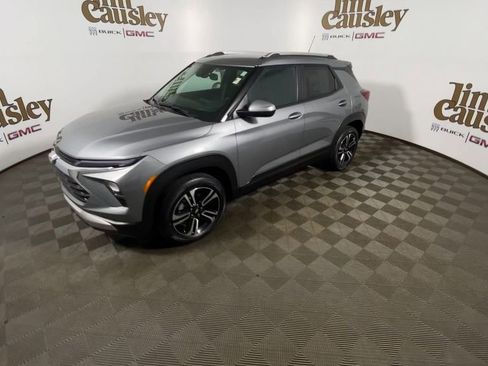 Certified 2024 Chevrolet TrailBlazer LT w/ Convenience Package image 4