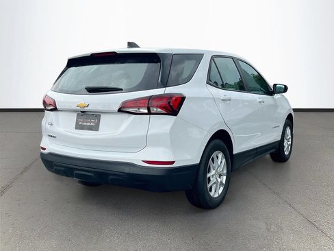 Used 2024 Chevrolet Equinox LS FWD image 7