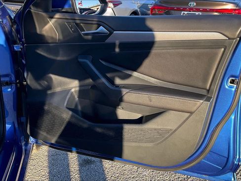 Used 2023 Volkswagen Jetta S image 20