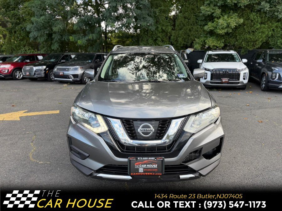 Used 2019 Nissan Rogue SV FWD image 11