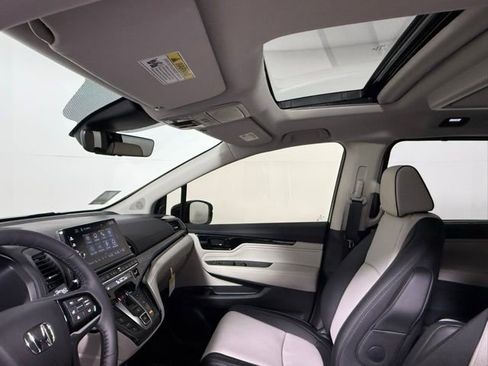 New 2026 Honda Odyssey Elite image 32