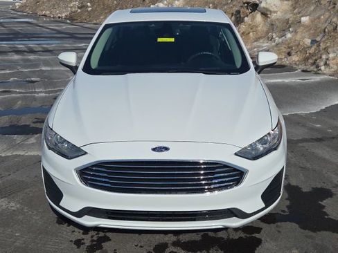 Used 2020 Ford Fusion SE image 15