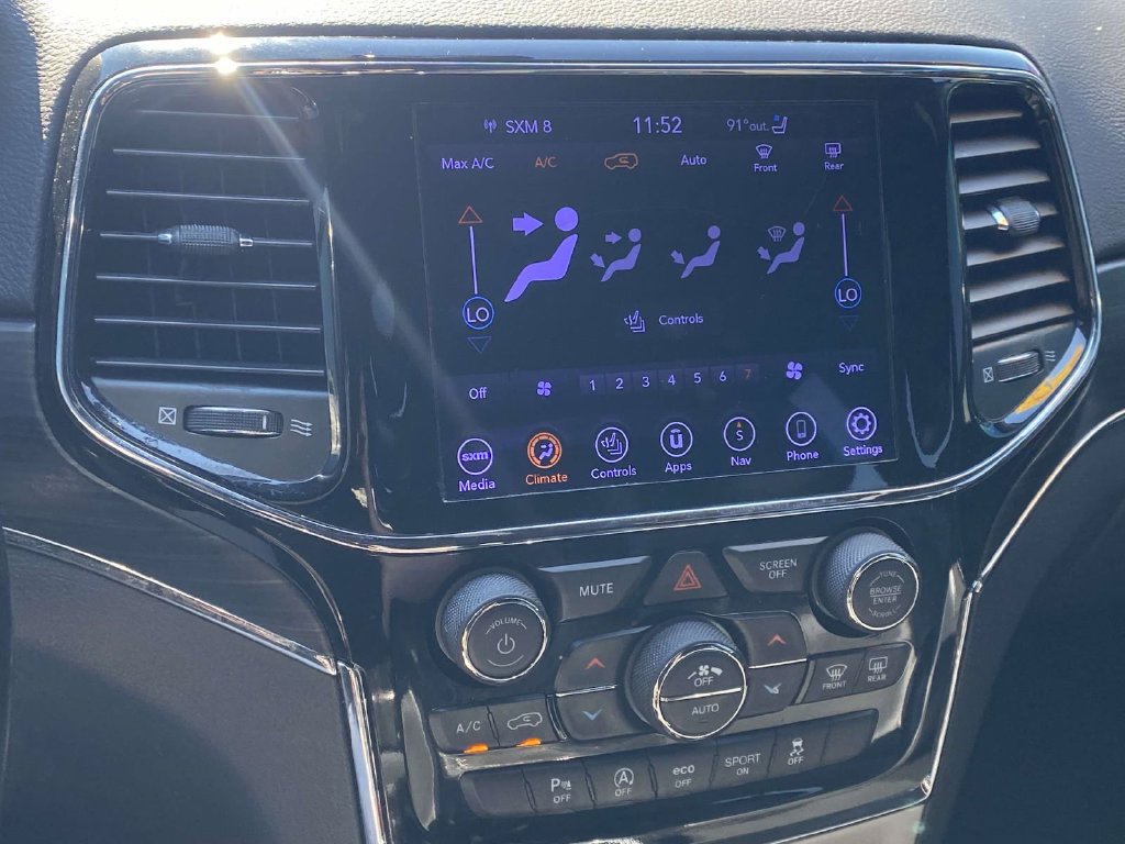 Certified 2020 Jeep Grand Cherokee Limited w/ Luxury Group II RWD image 26