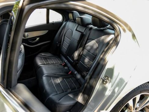 Used 2020 Mercedes-Benz C 300 Sedan image 34