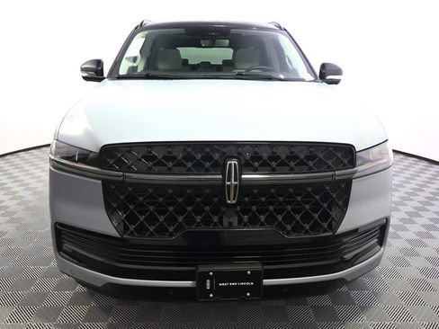 New 2026 Lincoln Navigator L Reserve w/ Jet Appearance Package image 10