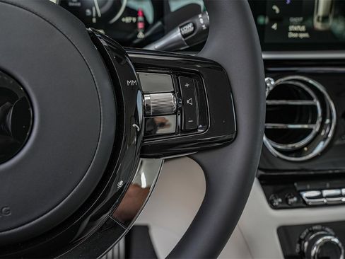 New 2025 Rolls-Royce Ghost image 23