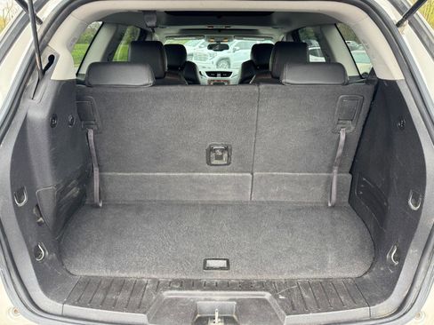 Used 2014 Chevrolet Traverse LT FWD image 18