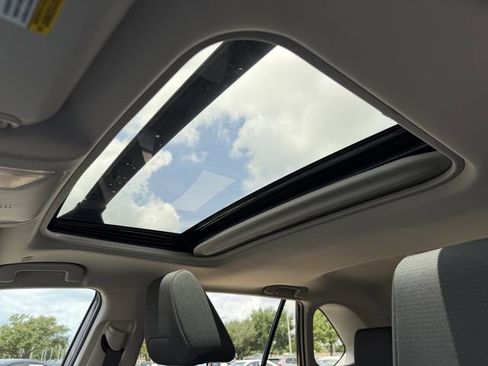 Certified 2025 Toyota RAV4 XLE w/ Convenience Package FWD image 24