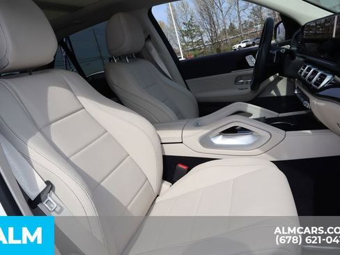 Used 2024 Mercedes-Benz GLE 450e 4MATIC w/ Winter Package image 30