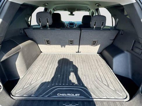 Used 2020 Chevrolet Equinox LT image 23