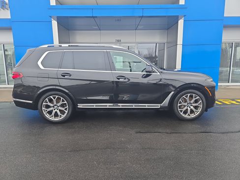 Used 2023 BMW X7 xDrive40i image 16