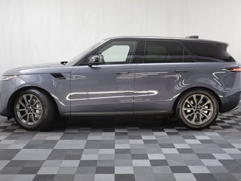 Certified 2026 Land Rover Range Rover Sport SE AWD/4WD image 4