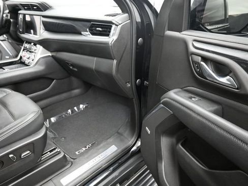 Used 2022 GMC Yukon Denali AWD/4WD image 19