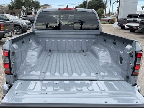 Used 2024 Nissan Frontier Pro-X image 6