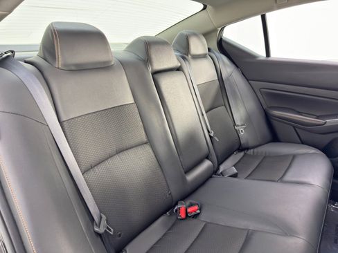 Used 2021 Nissan Altima 2.5 SR image 32