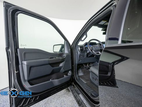 Used 2022 Ford F150 XLT w/ Equipment Group 302A High AWD/4WD image 9