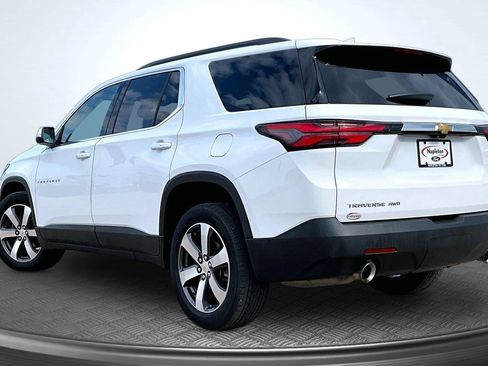 Used 2023 Chevrolet Traverse LT w/ LT Premium Package AWD/4WD image 14