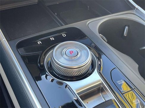 Certified 2026 Kia Carnival SX image 40