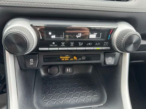 Certified 2019 Toyota RAV4 LE w/ All Weather Liner Package image 11