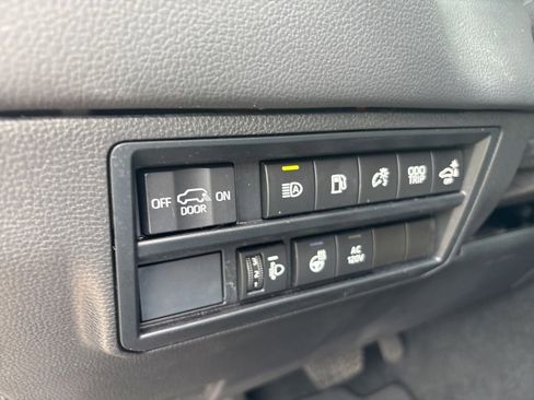 Used 2023 Toyota Sequoia Limited w/ Tow Technology Package RWD image 14