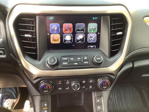 Used 2018 GMC Acadia Denali w/ Technology Package AWD/4WD image 14