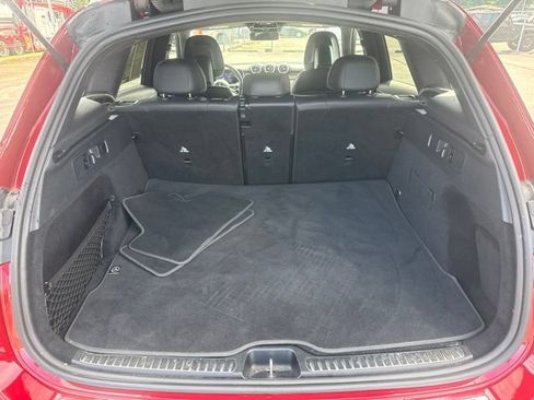 Used 2025 Mercedes-Benz GLC 300 image 19