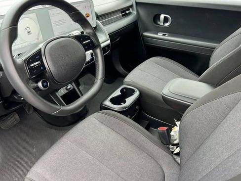 Certified 2024 Hyundai Ioniq 5 SE RWD image 12