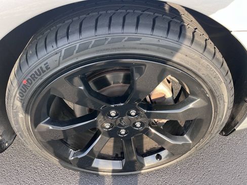 Used 2019 Ford Taurus SHO AWD/4WD image 22
