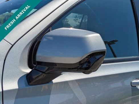 Used 2025 Chevrolet Tahoe Z71 image 12