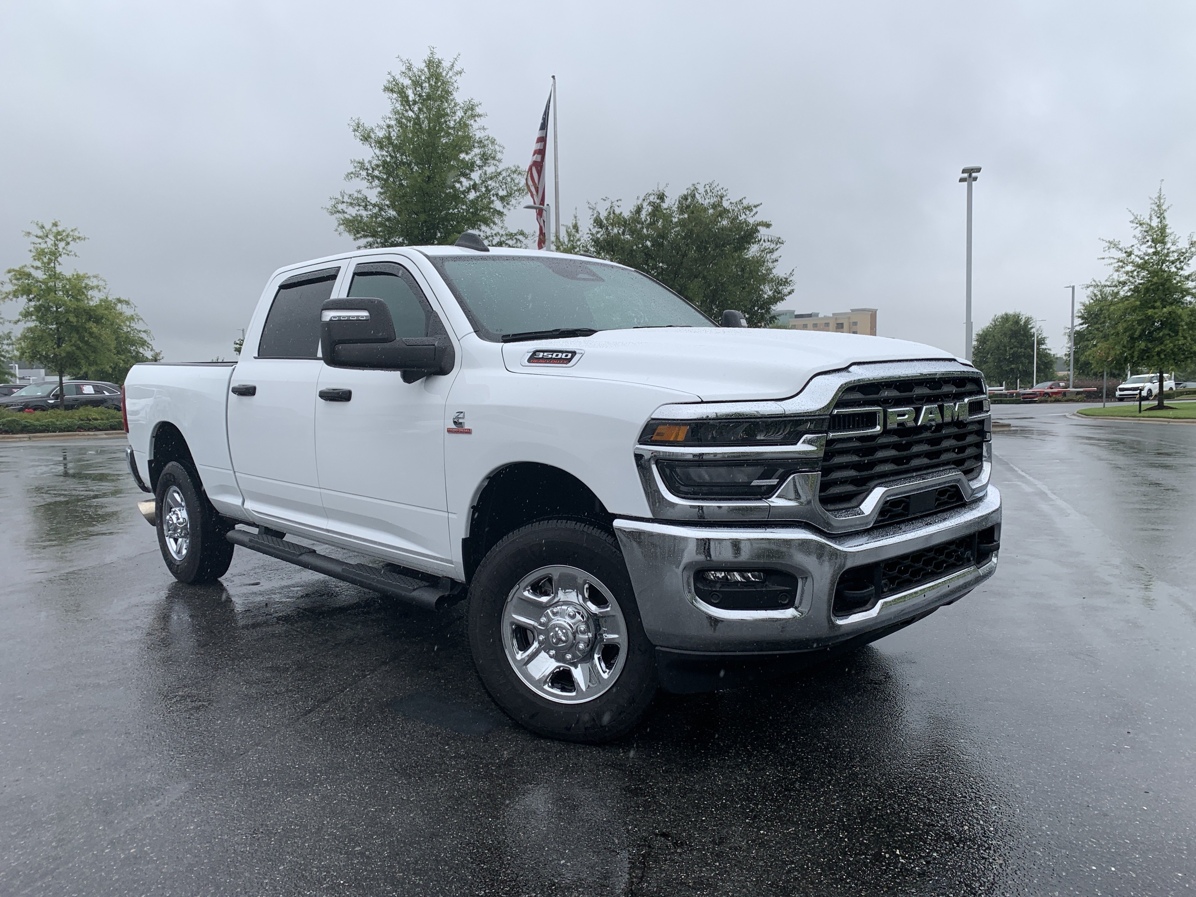 Used 2025 RAM 3500 Tradesman AWD/4WD image 2