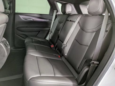 Certified 2024 Cadillac XT5 Luxury w/ LPO, Floor Liner Package AWD/4WD image 23