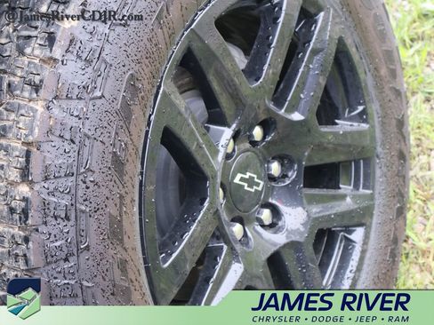 Used 2023 Chevrolet Silverado 1500 RST w/ Convenience Package II AWD/4WD image 20