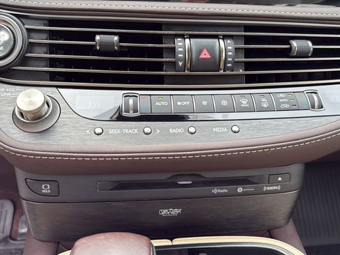 Used 2019 Lexus LS 500 AWD w/ Interior Upgrade Package image 30