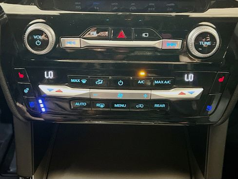 Used 2021 Ford Explorer ST w/ Equipment Group 401A image 12