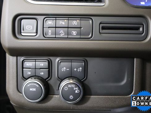 Certified 2023 Chevrolet Tahoe Z71 w/ Luxury Package image 32