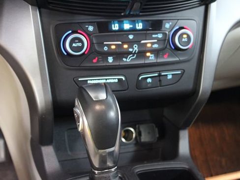 Used 2018 Ford Escape SEL w/ Canadian Touring Package AWD/4WD image 21