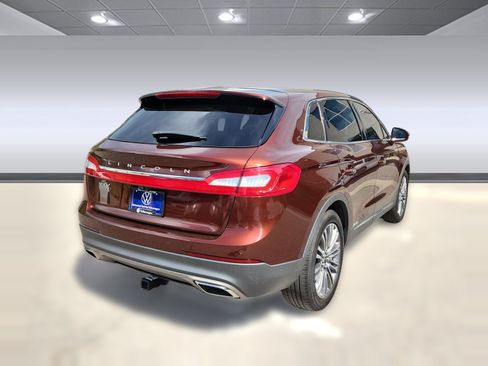 Used 2016 Lincoln MKX Reserve FWD image 9