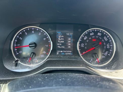 Used 2020 Toyota RAV4 XLE w/ Convenience Package FWD image 24