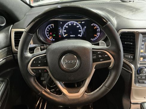 Used 2017 Jeep Grand Cherokee Overland image 24