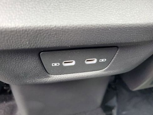 New 2026 Volkswagen Tiguan SE R-Line FWD image 12