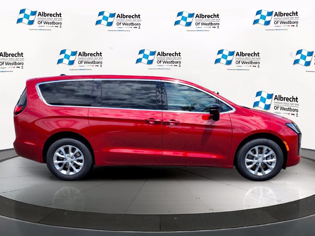 New 2027 Chrysler Pacifica Select AWD/4WD image 6
