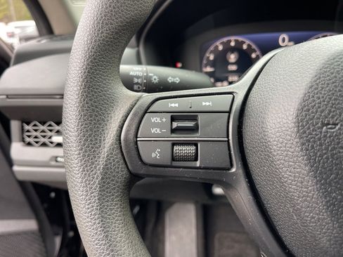 Certified 2025 Honda Accord SE image 20