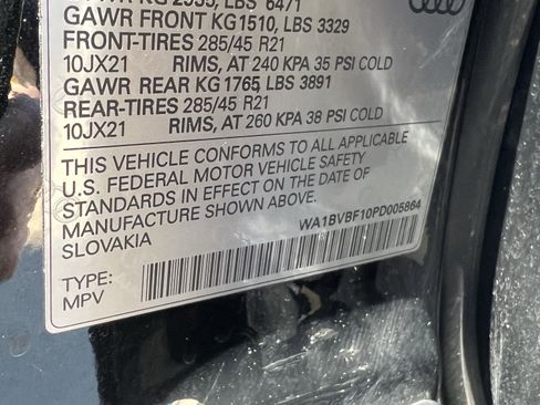 Used 2023 Audi Q8 Premium Plus w/ Premium Plus Package image 37