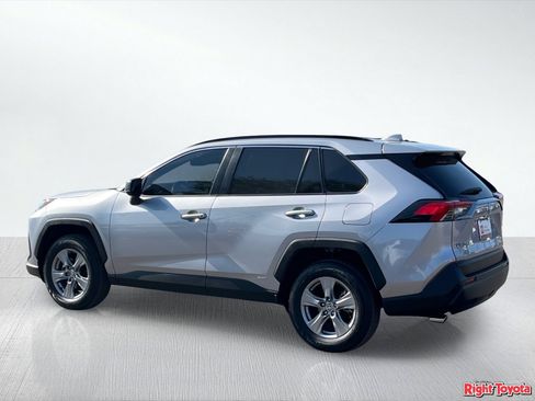 Certified 2024 Toyota RAV4 LE AWD/4WD image 5